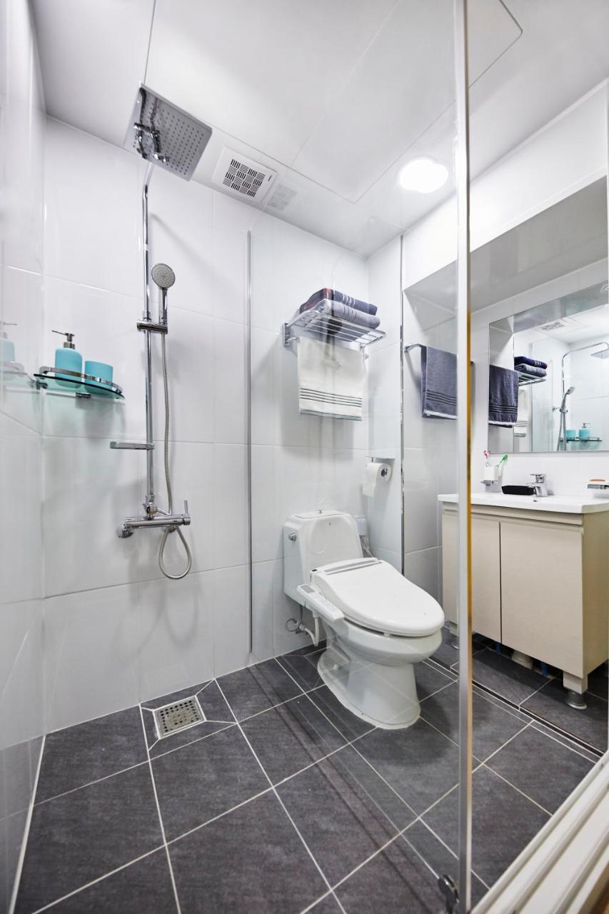 Dwell Dongdaemun Hotel Guri Екстериор снимка